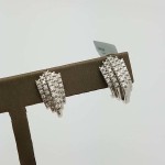 18K	White Gold	9	g	GH	VS	5-row 4-prong Round Brilliant	Diamond		Huggie	Earrings	1.35	ct