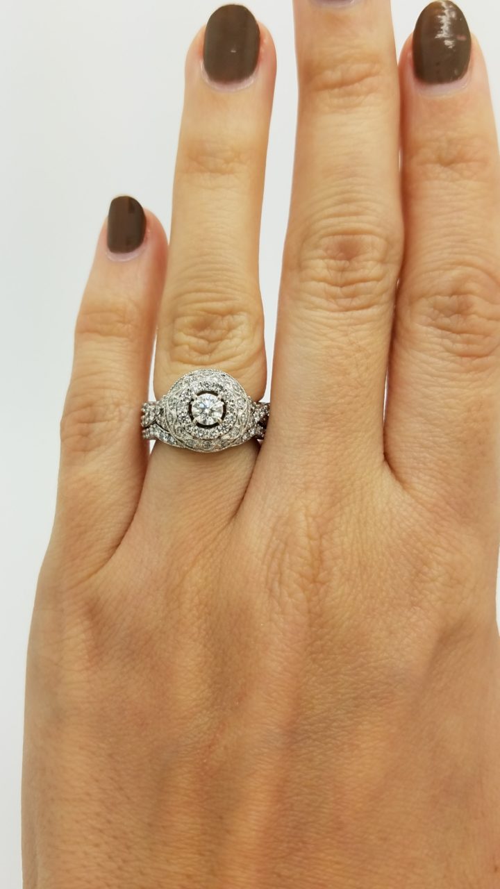 14K	White Gold	Halo engagement  milgrain band	0.40+1.00	Ct.	R	Cut	J/SI	DIAMOND		PRONG/PAVE	CLUSTER	ring
