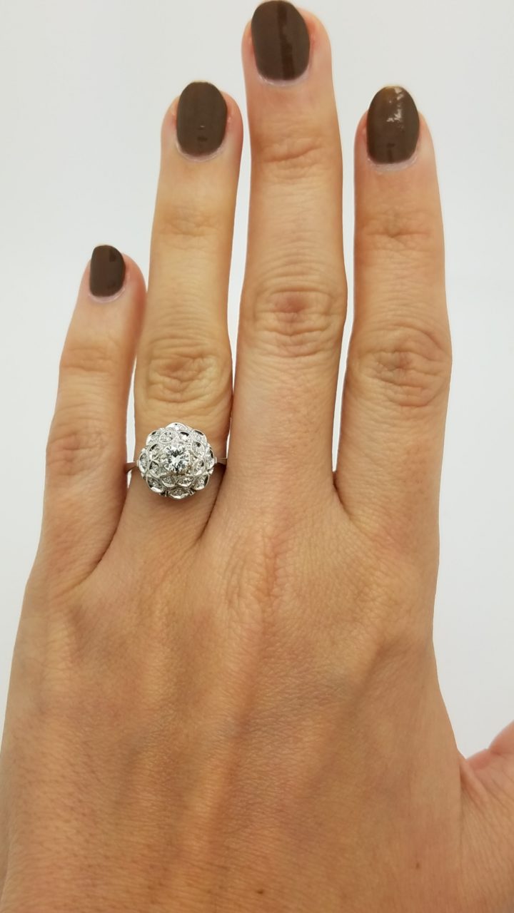 18K	White Gold	FLOWER	0.55	Ct.	ROUND	Cut		DIAMOND		MILGRAIN	CLUSTER	ring