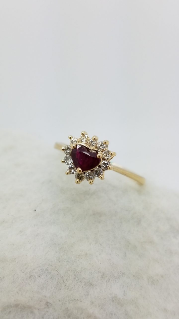 14K	Yellow Gold		HEART	Cut		PRONG-SET	RUBY	DIAMOND	COCKTAIL	ring