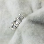 14K	White Gold & Platinum	Past, Present, Future	1.00	ct.	PR	Cut	Diamond	K	SI2	4-prong	Three-Stone	Engagement-Ring