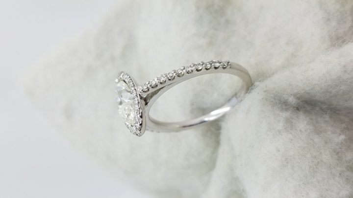 14K	White Gold	Halo and half eternity band	.95, 0.55	ct.	M+R	Cut	Diamond	J	VVS2	2-prong	Solitaire with Accents	Engagement-Ring