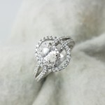 14K	White Gold	Halos and splited shank	.58,.70	ct.	OV+R	Cut		K 	SI1	4-prong	Solitaire with Accents	Engagement-Ring