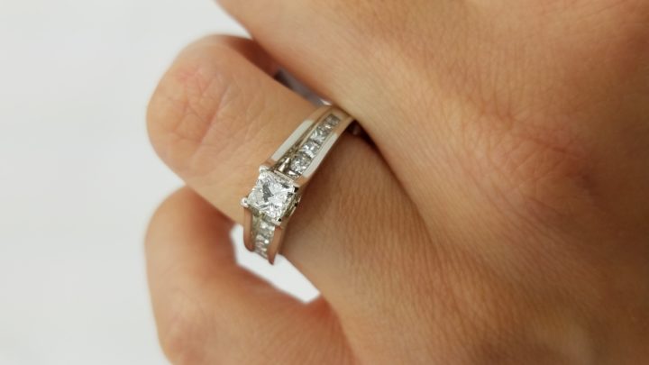 14K	White Gold	cathedral	0.50+0.60	ct.	PR	Cut	Diamond	J	I1	4-prong	Solitaire with Accents	Engagement-Ring