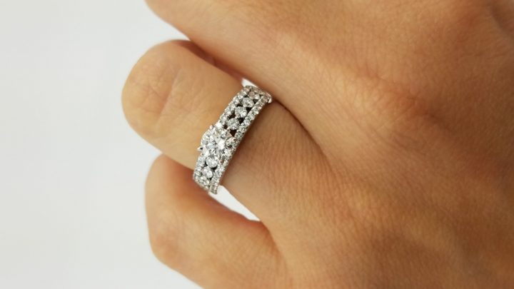 14K	White Gold	Lace style mounting	.57 + .65	ct.	R	Cut	Diamond	H	VS2	4-prong/pave	Solitaire with Accents	Engagement-Ring