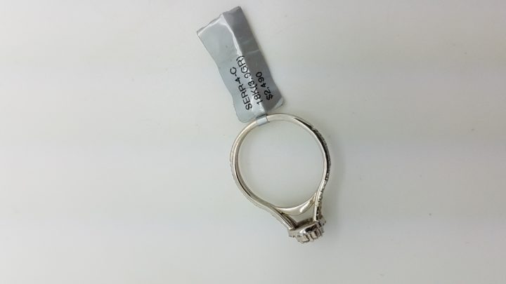 18K	White Gold	Flower halo	1.25	ct.	R	Cut	Diamond	I	SI1	Shared Prong	Cluster	Engagement-Ring