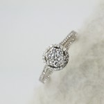 18K	White Gold	Flower halo	1.25	ct.	R	Cut	Diamond	I	SI1	Shared Prong	Cluster	Engagement-Ring