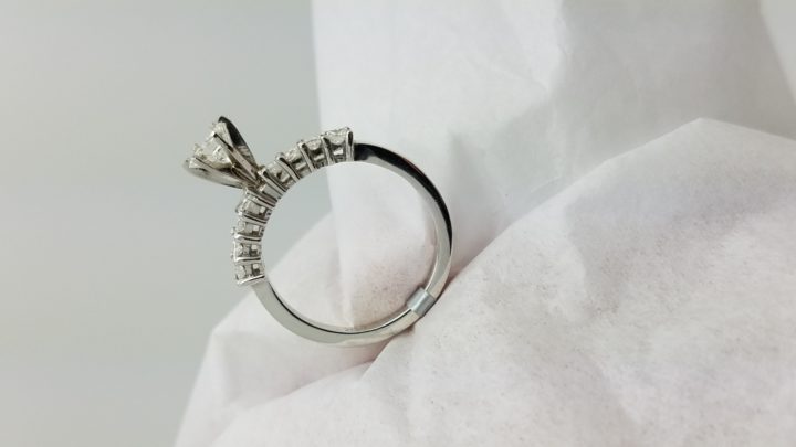 14K	White Gold		0.53+0.49	ct.	Princess	Cut	Diamond	4-prong	Solitaire with Accents		Engagement-Ring