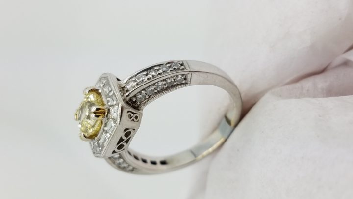 18K	TT	halo milgrain	0.80+1.00	ct.	RAD+B+R	Cut	Diamond	4-prong/ channel/pave	Solitaire with Accents		Engagement-Ring