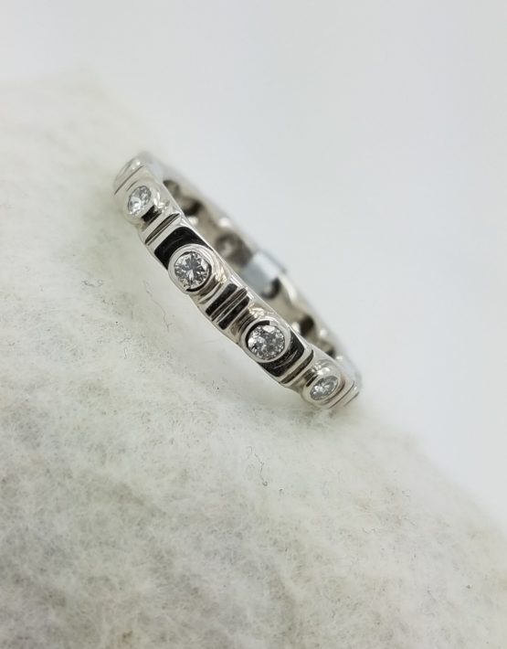 14K White Gold 0.50 ct Round Cut Diamond Bezel-Set Eternity Band Ring