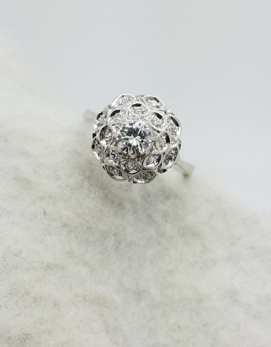 Blooming Flower Ring Vintage 18k White Gold 0.55 ct