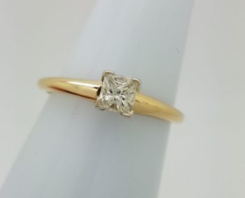 PRINCESS CUT ENGAGEMENT SOLITAIRE RING 14K YELLOW GOLD
